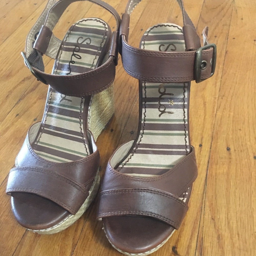 Splendid brown wedge sandals